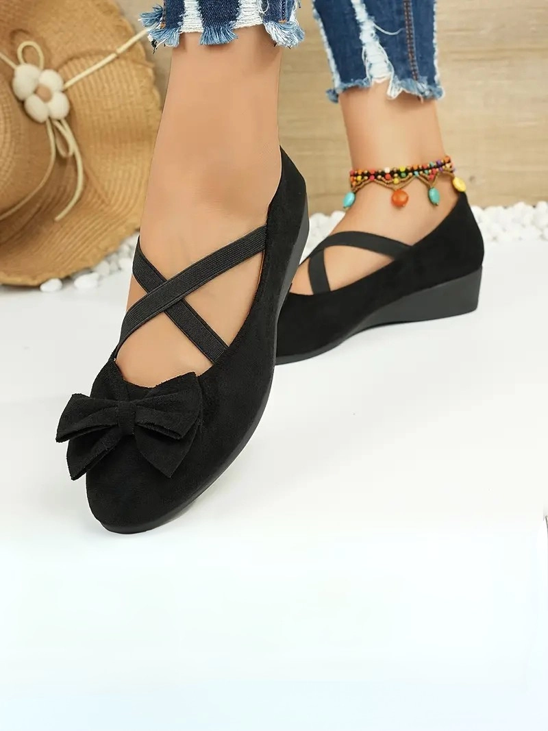 Kaymaz Taban Kurdelalı Siyah Kadın Bez Babet Ayakkabı
