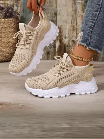 Bağcıklı Rahat Günlük Kullanım İçin Spor Tarz Bej Kadın Ayakkabı