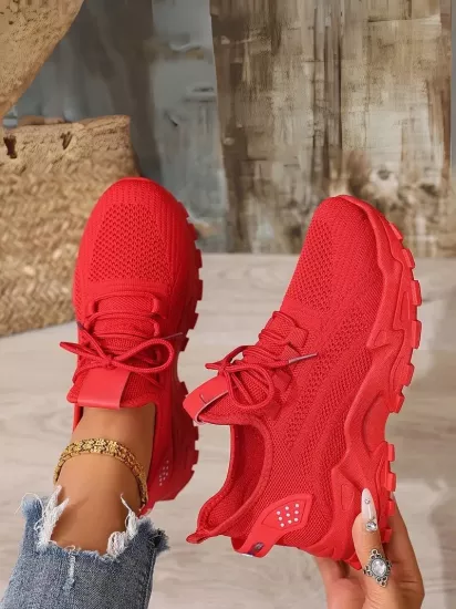 Bağcıklı Rahat Günlük Kullanım İçin Spor Tarz Kırmızı Kadın Ayakkabı