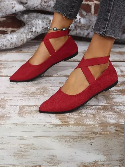 Sivri Burun Hafif Rahat Kaymaz Taban Kemer Detaylı Siyah Kadın Babet 