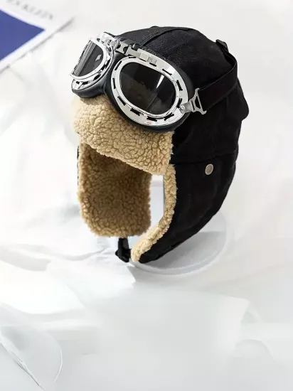 Keskin Tasarım Kulak Kapakları ve Gözlüklerle Rüzgar Geçirmez Kar Şapkası Dış Mekan Dağcılık, Bisiklet ve Motosiklet için Sıcak, Kalınlaştırılmış Polyester