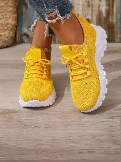 Bağcıklı Rahat Günlük Kullanım İçin Spor Tarz Sarı Kadın Ayakkabı