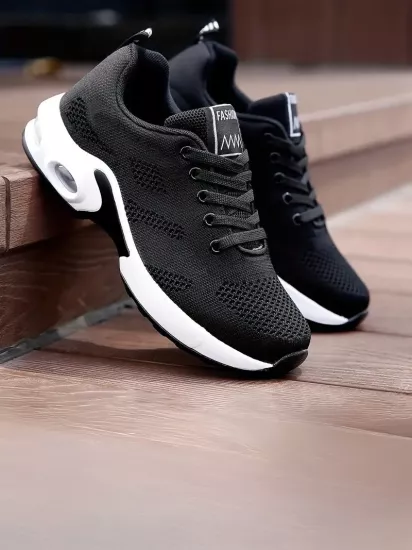 Nefes Alabilen Rahat ve Şık Hafif Kaymaz Bağcıklı Baskı Tabanlı Şık Kadın Koşu Ayakkabısı