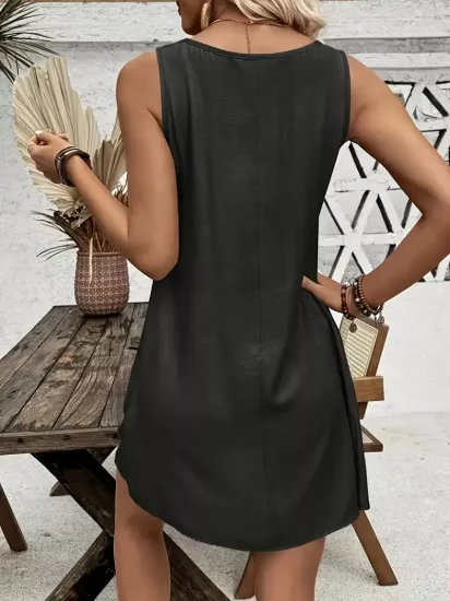 Yuvarlak Yaka Özel Kumaş Siyah Kısa Elbise